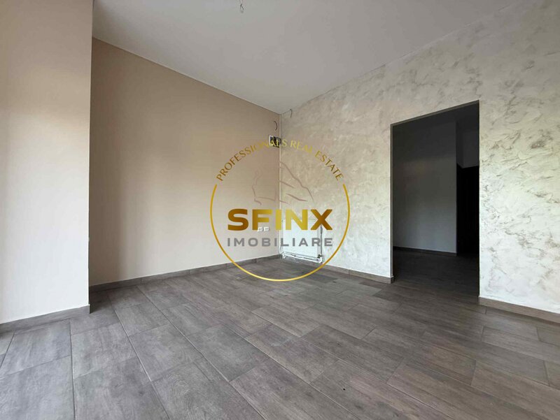 Obor spatiu comercial vad pietonal intens